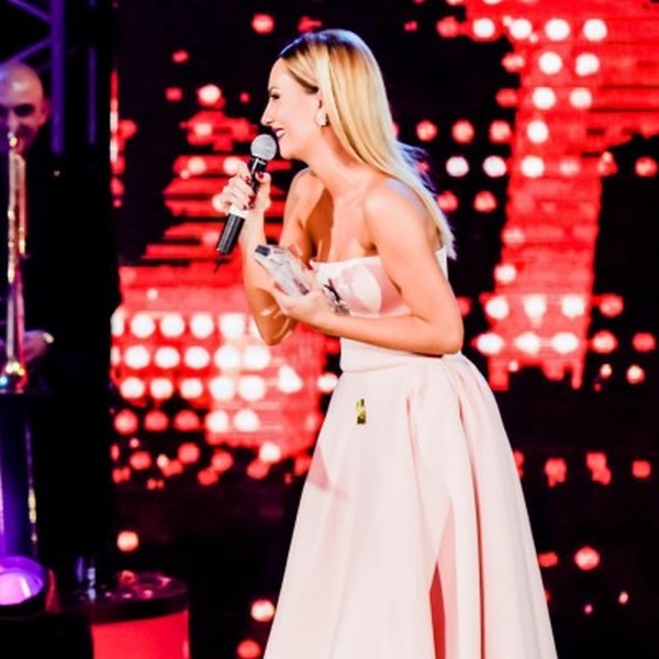 Roobie Williams E Merr “Në Dorë” Këngën Shqiptare Në Eurovizion