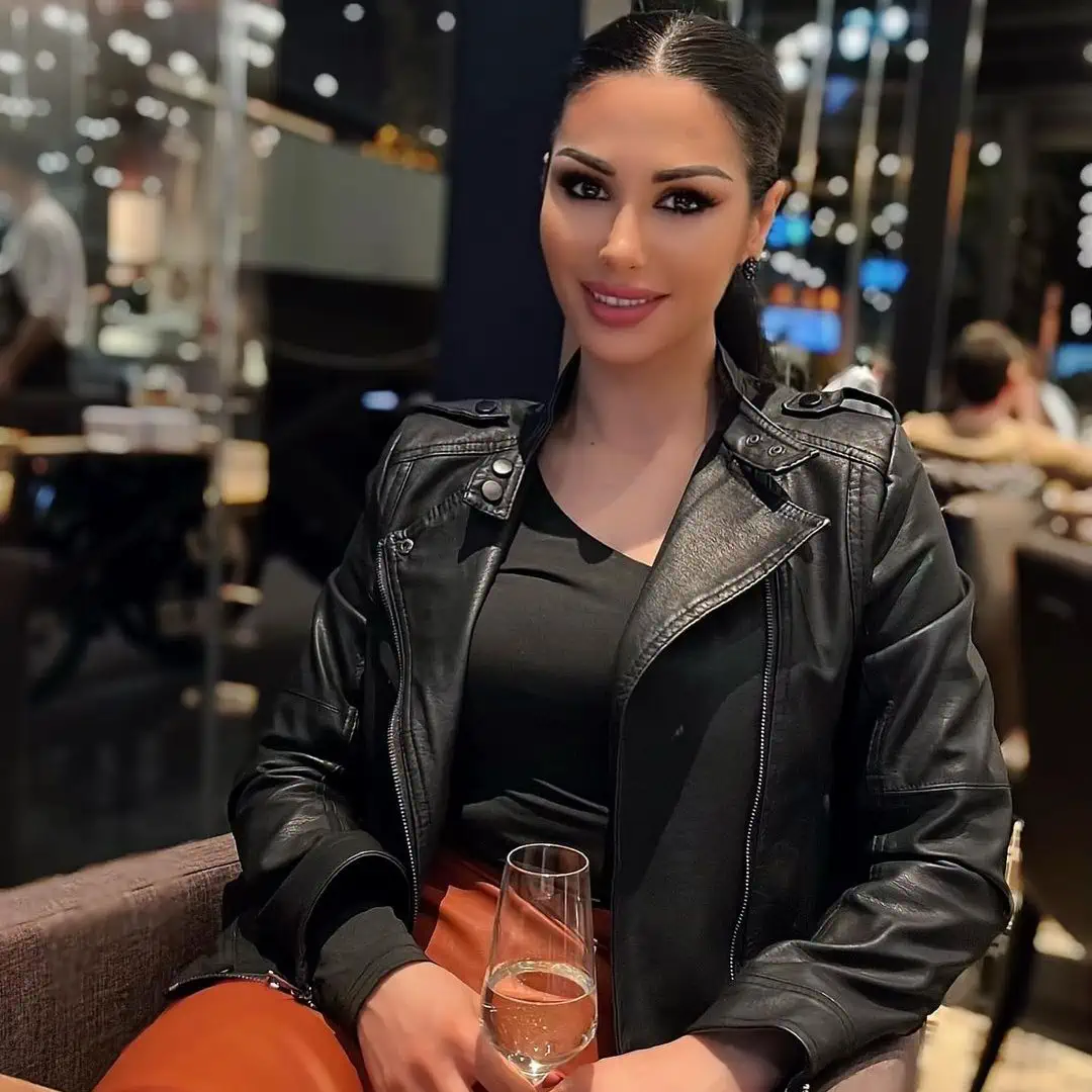 Tekste shqip ““Mëngjesi Janarit” Fatime Kalimashi” plus 18 more