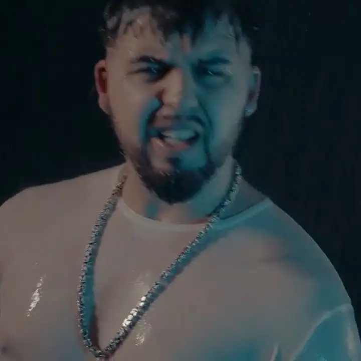 Zoni :: Biografia
