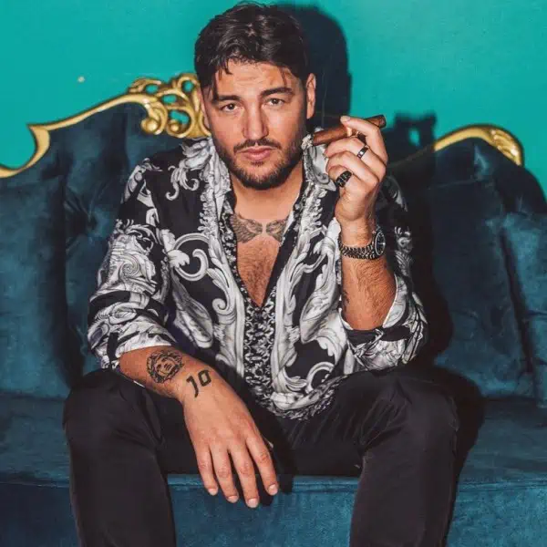 Ardian Bujupi Biografia